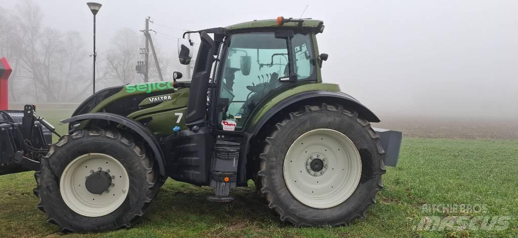 Valtra T235 active Ciągniki rolnicze