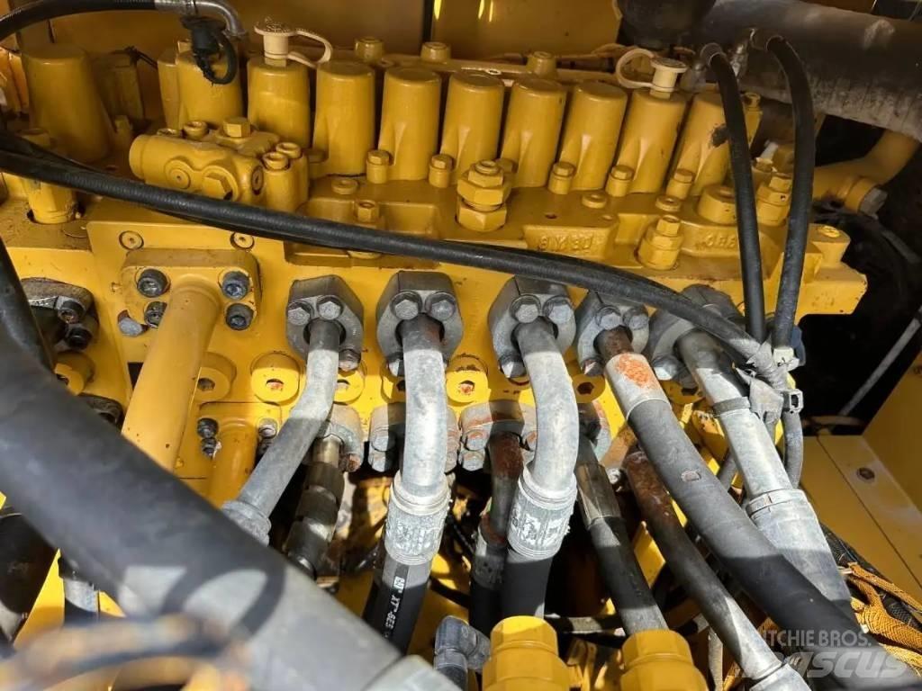 CAT 330GC Koparki gąsienicowe
