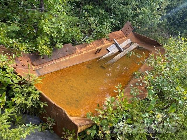 Komatsu D 65 EX Blades