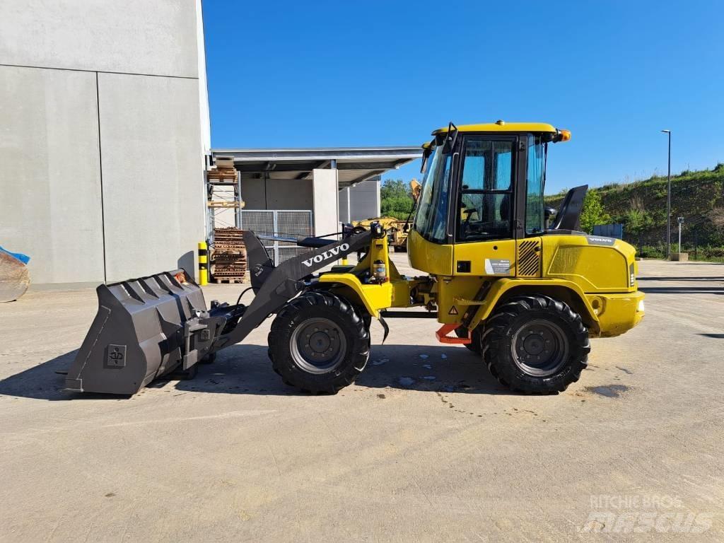 Volvo L 35 G Ładowarki burtowe