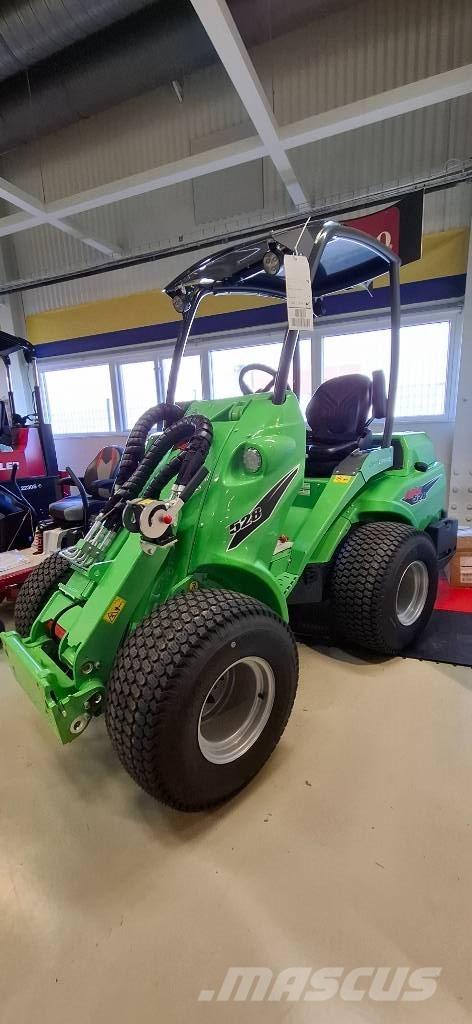 Avant 528 Ładowarki wielofunkcyjne