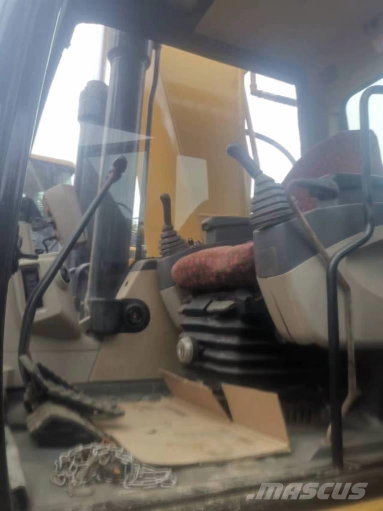 CAT 325 D Koparki gąsienicowe