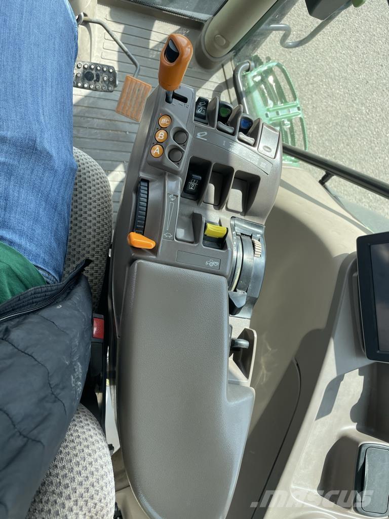 John Deere 6210R Ciągniki rolnicze