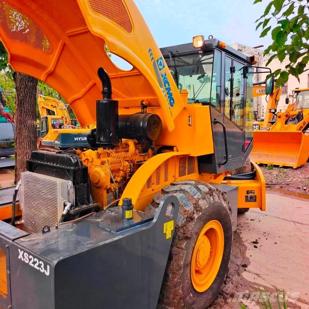 XCMG XS 223 J Walce jednobębnowe