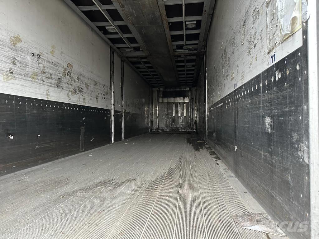 VAK V-4-40 Przyczepy chłodnie