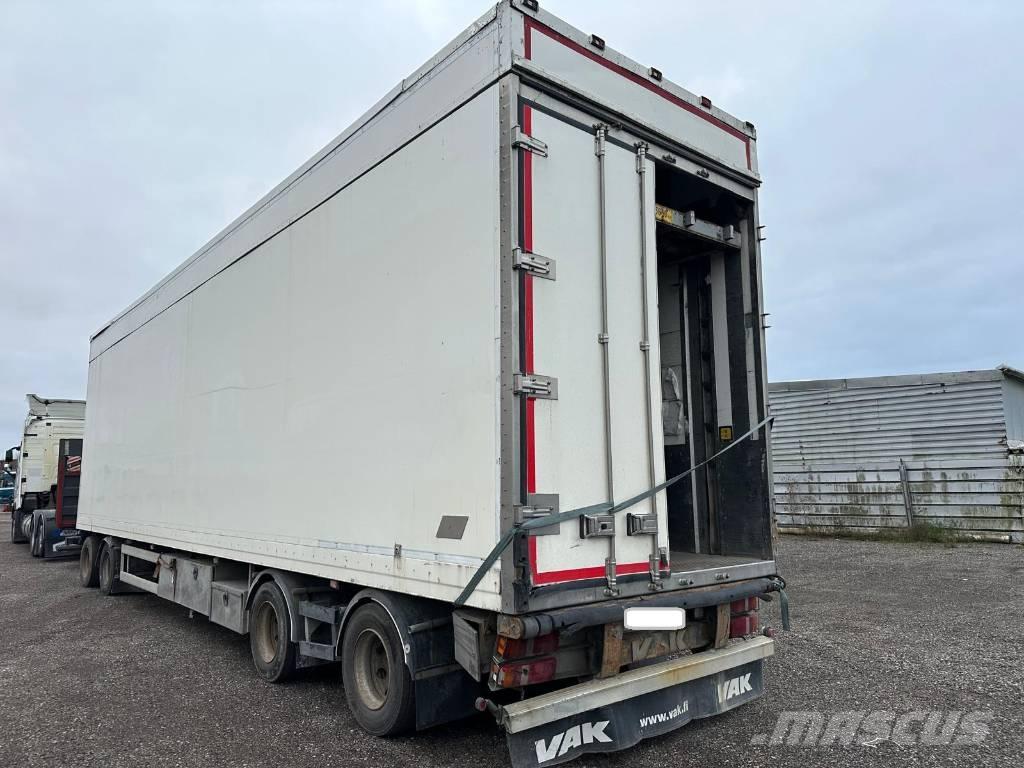 VAK V-4-40 Przyczepy chłodnie