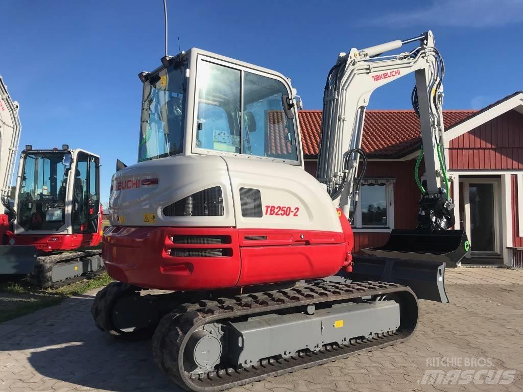 Takeuchi TB250-2 Minikoparki