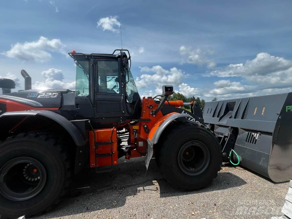 Hitachi ZW 220 Ładowarki kołowe