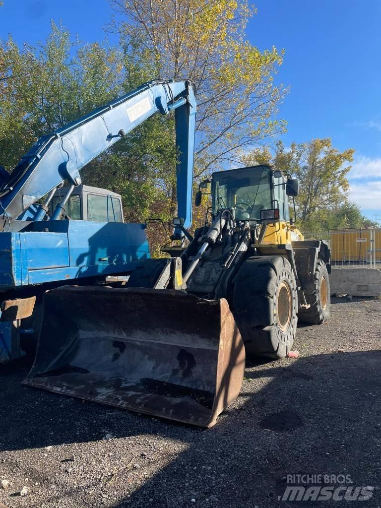 Komatsu WA 200 PT-5 Ładowarki kołowe