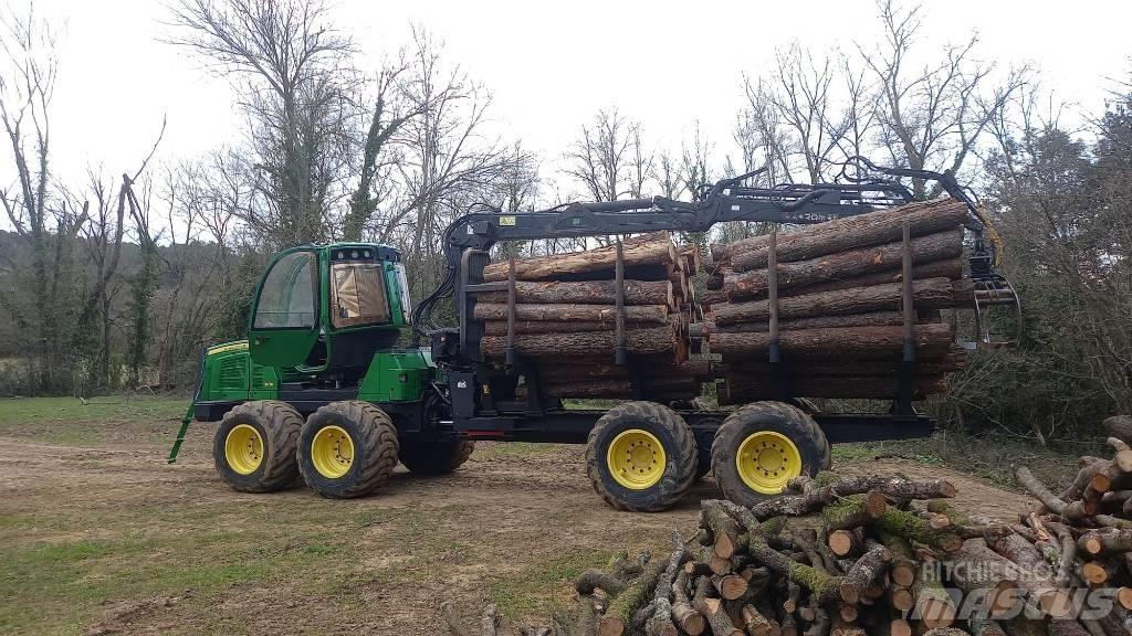 John Deere 1110 E Forwardery