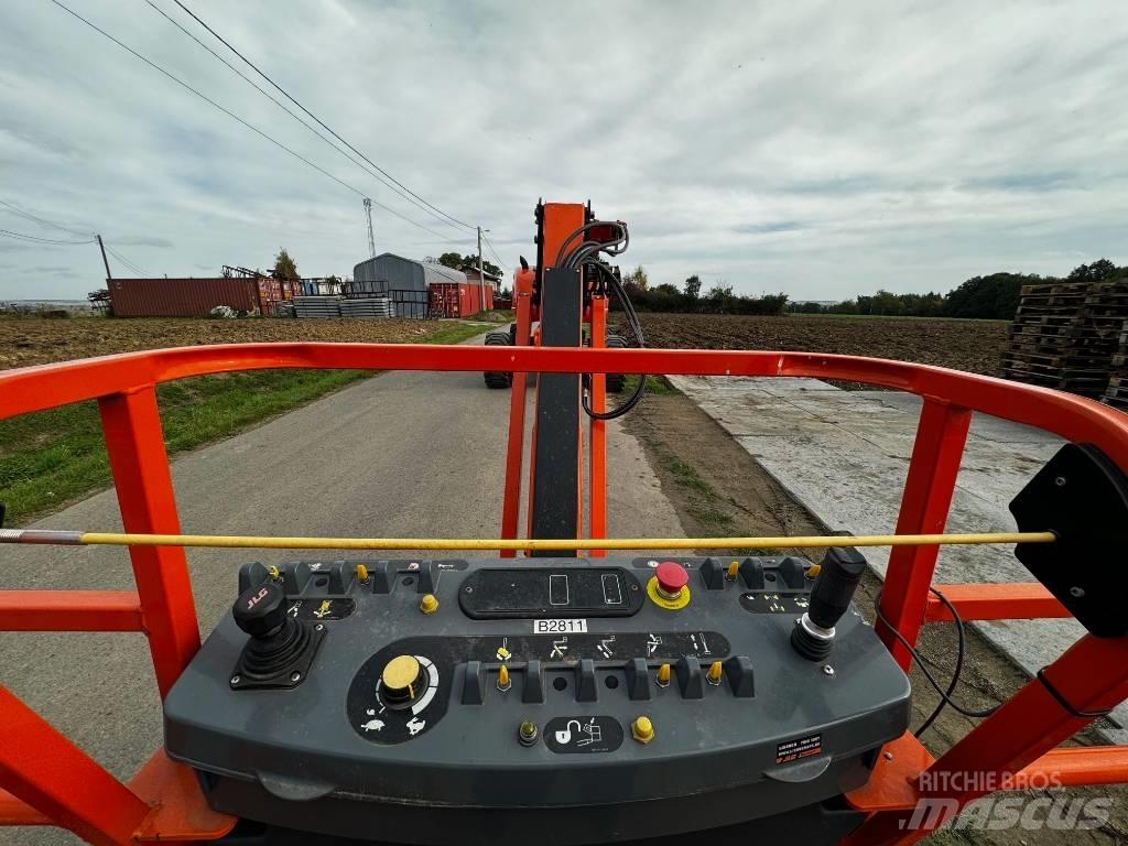 JLG 860 SJ Podnośniki teleskopowe