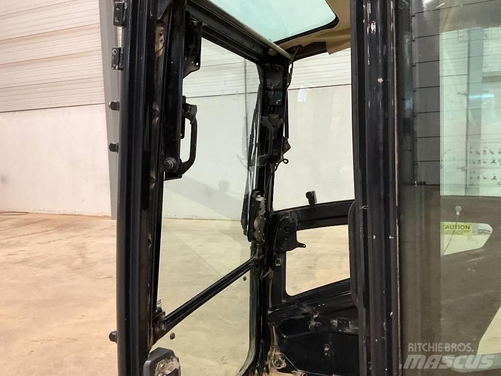 Kubota U 56-5 Kabiny i wnętrze