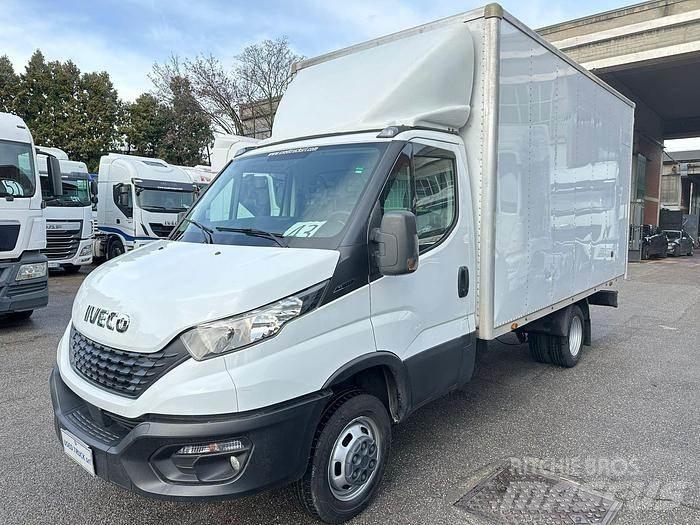 Iveco 35C14 Inne
