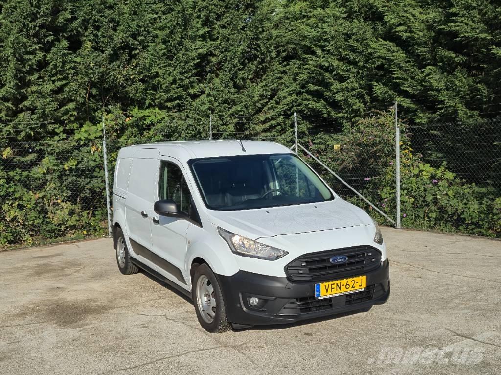 Ford Transit Connect Busy / Vany