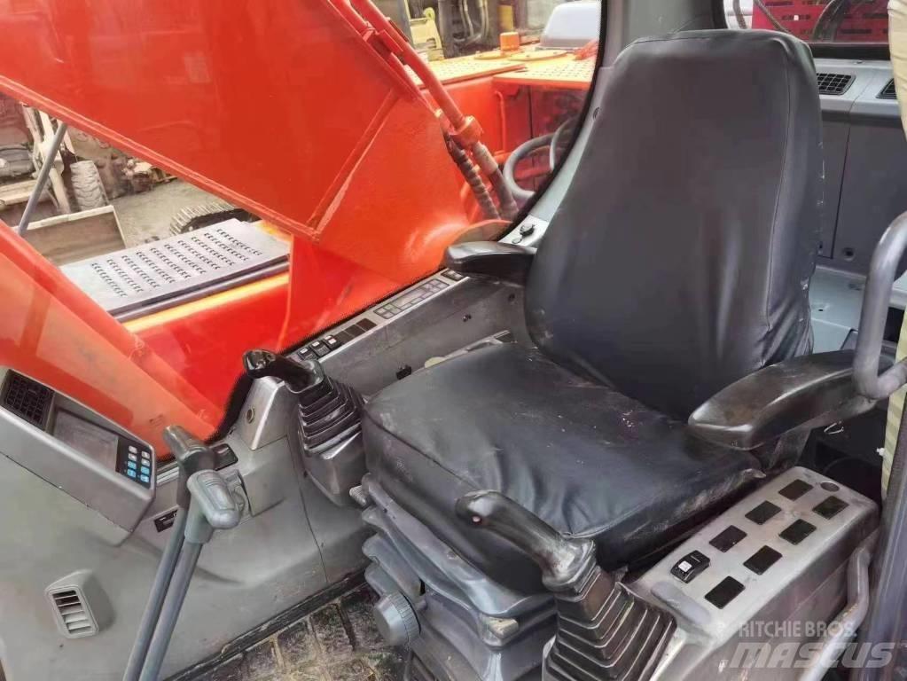 Doosan DX225LC Koparki gąsienicowe