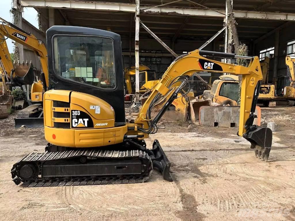 CAT 303 CR Minikoparki