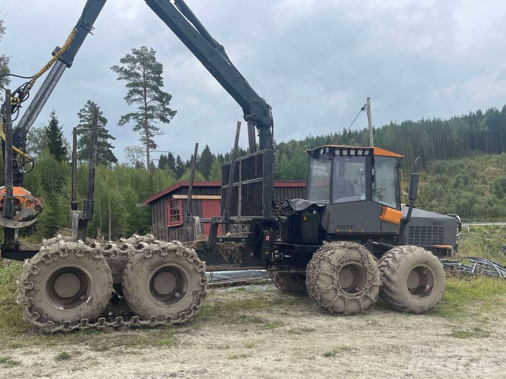 Valmet 860 Forwardery