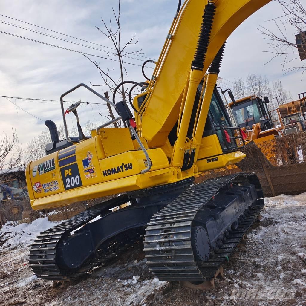 Komatsu PC 220-8 Koparki gąsienicowe