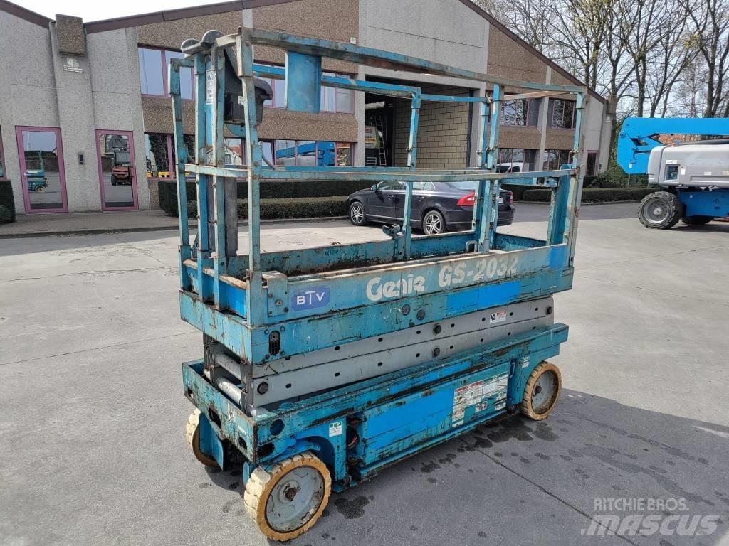 Genie GS 2032 Podnośniki nożycowe