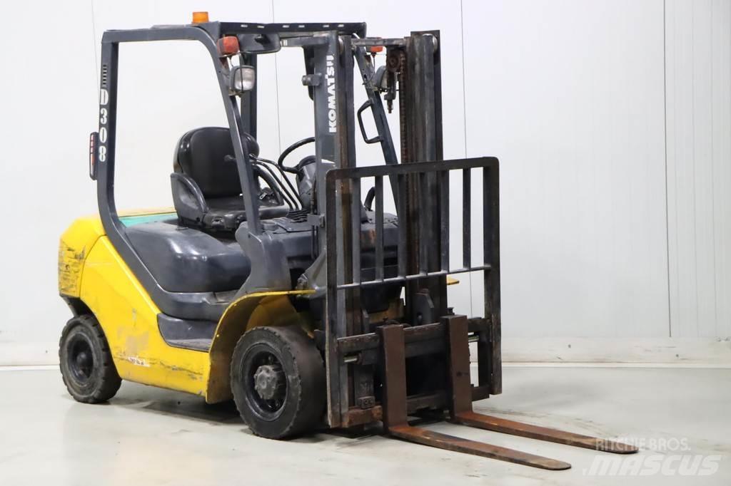 Komatsu FD25T-16 Wózki Diesla