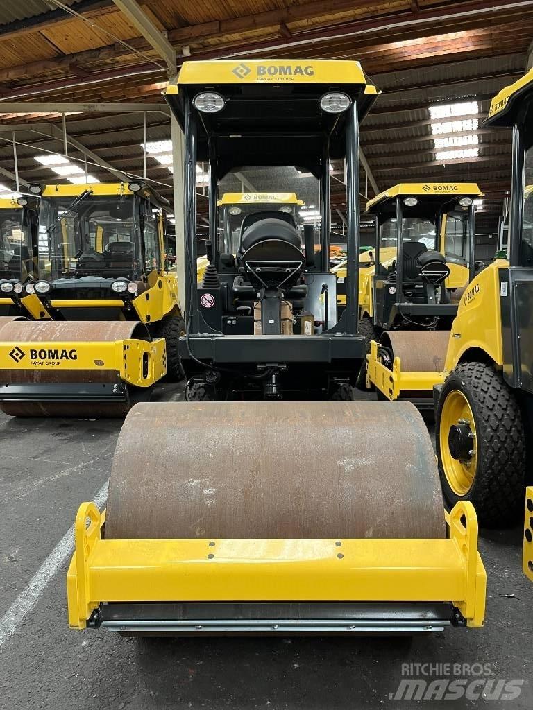 Bomag BW 124 DH-5 Walce jednobębnowe