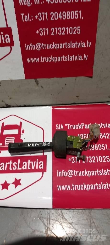 Volvo FH 12.   3172171 Kabiny i wnętrze