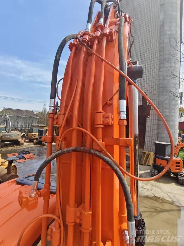 Doosan DX 225 LC Koparki gąsienicowe