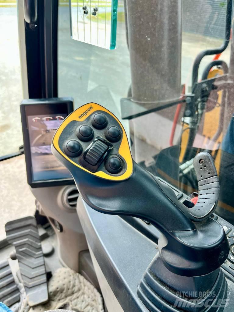 Volvo ECR 235 E Koparki gąsienicowe