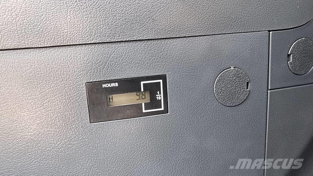 Hyundai HX 140 AL Koparki gąsienicowe