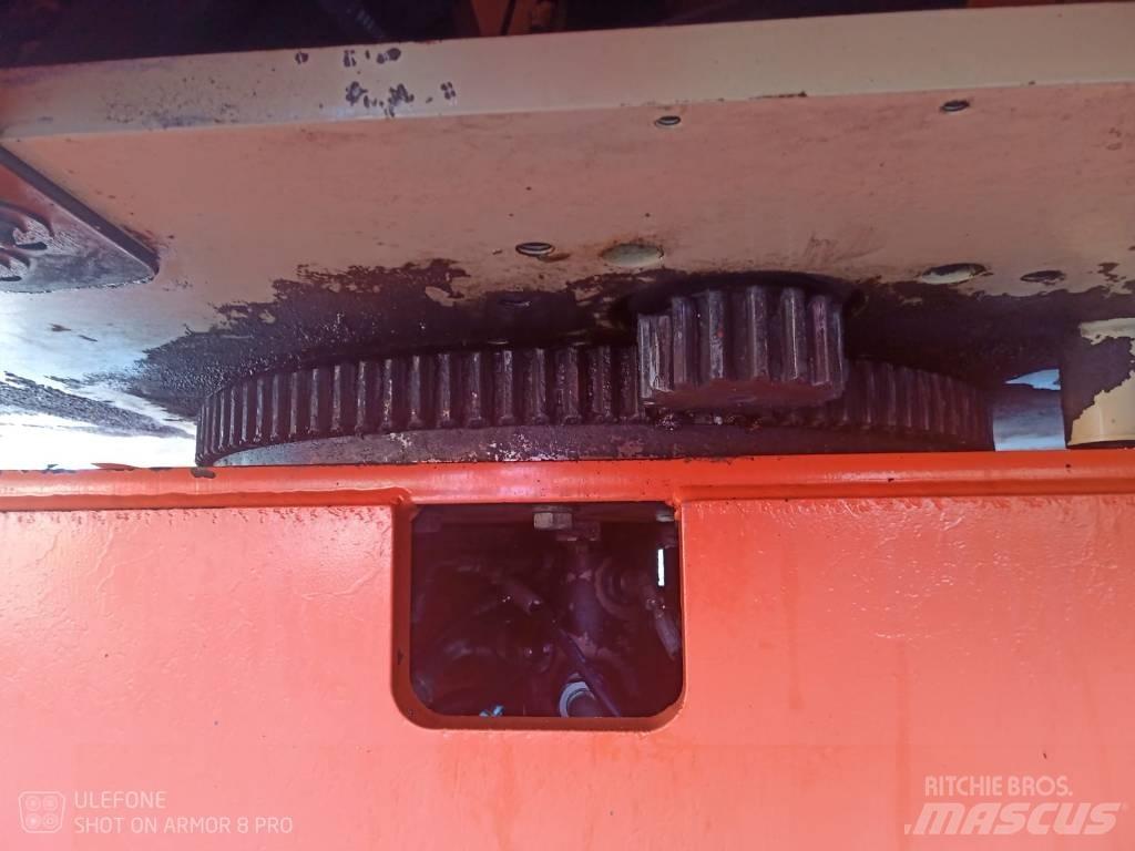 JLG 800 AJ Podnośniki przegubowe