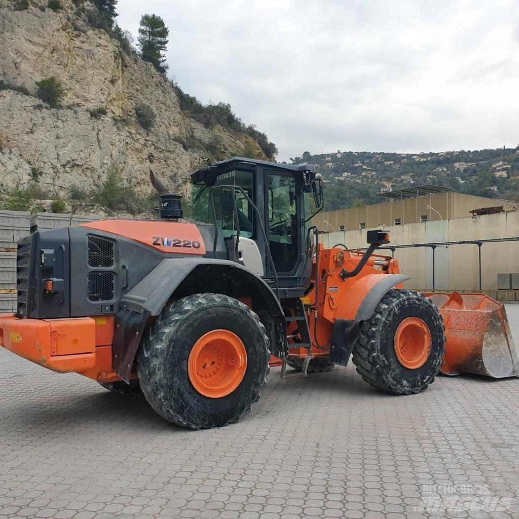 Hitachi ZW 220-5 Ładowarki kołowe