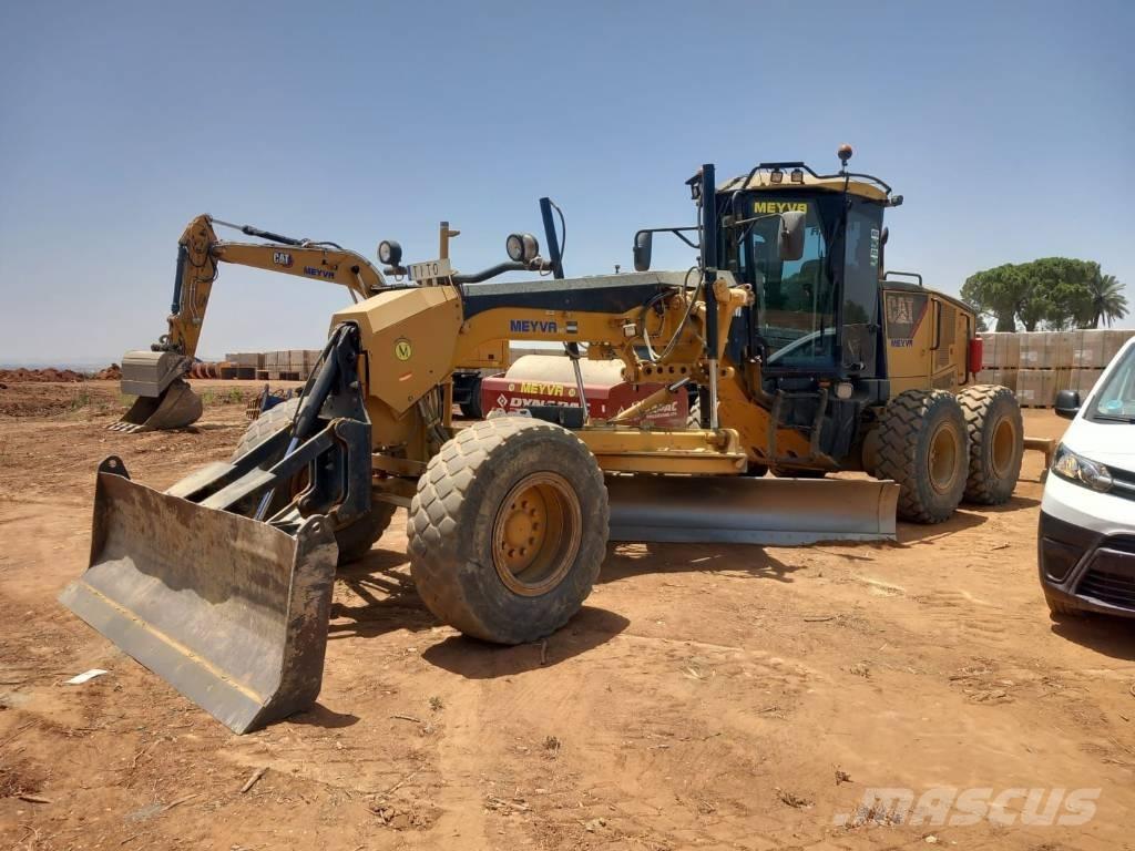 CAT 140 M Równiarki