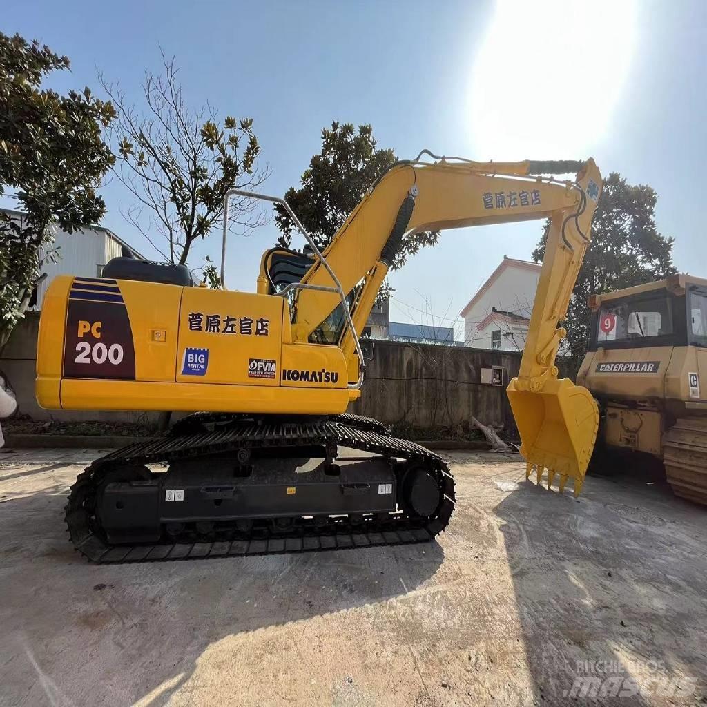 Komatsu PC 200-8 Koparki gąsienicowe