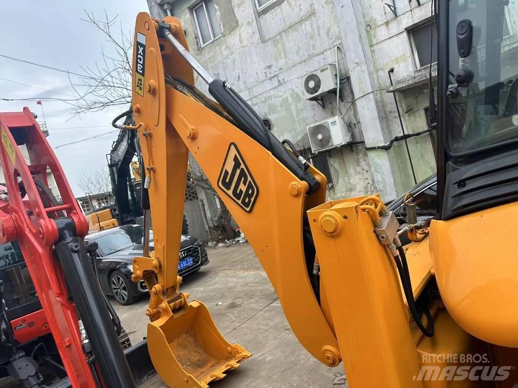 JCB 3 CX Koparko-ładowarki