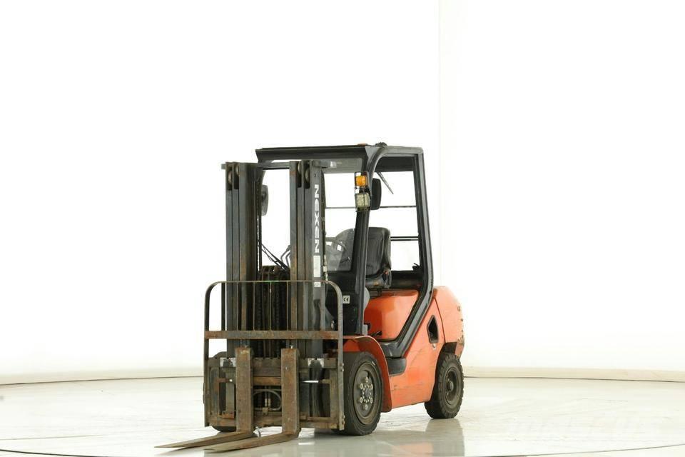 Nexen FDE-30 Wózki Diesla