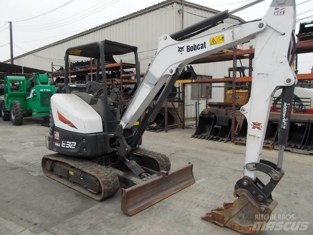 Bobcat E32i Minikoparki