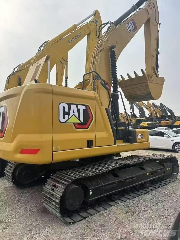 CAT 323 Koparki gąsienicowe