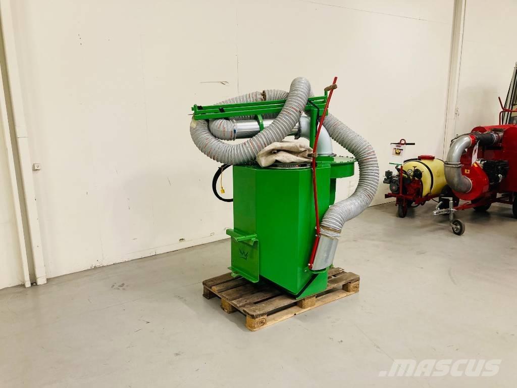 Croni Løvsuger Komunalne - Inne