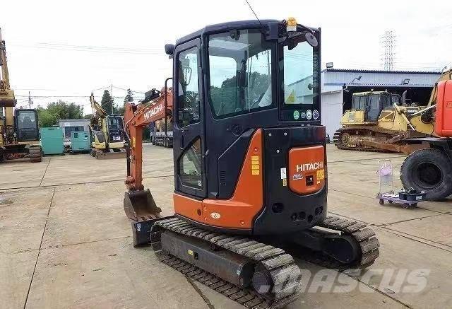 Hitachi 30 Koparki gąsienicowe