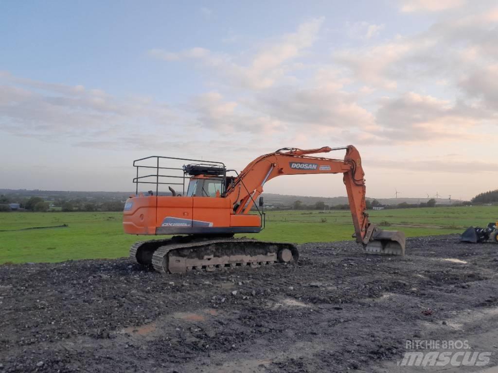 Doosan DX 225 Koparki gąsienicowe