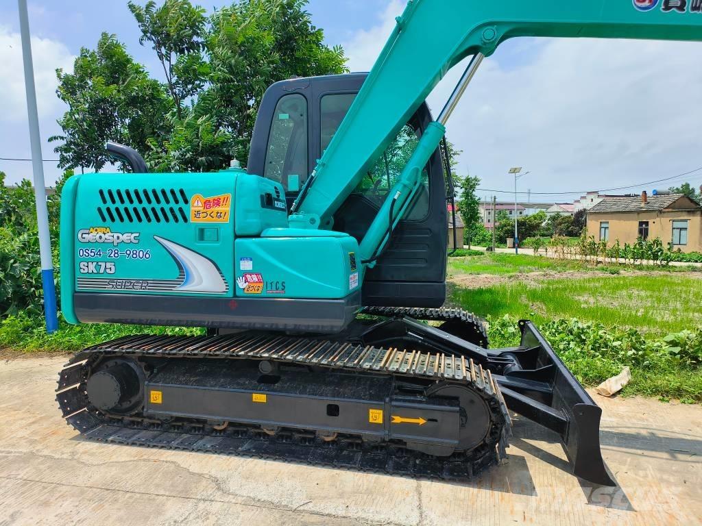 Kobelco SK 75 Koparki gąsienicowe