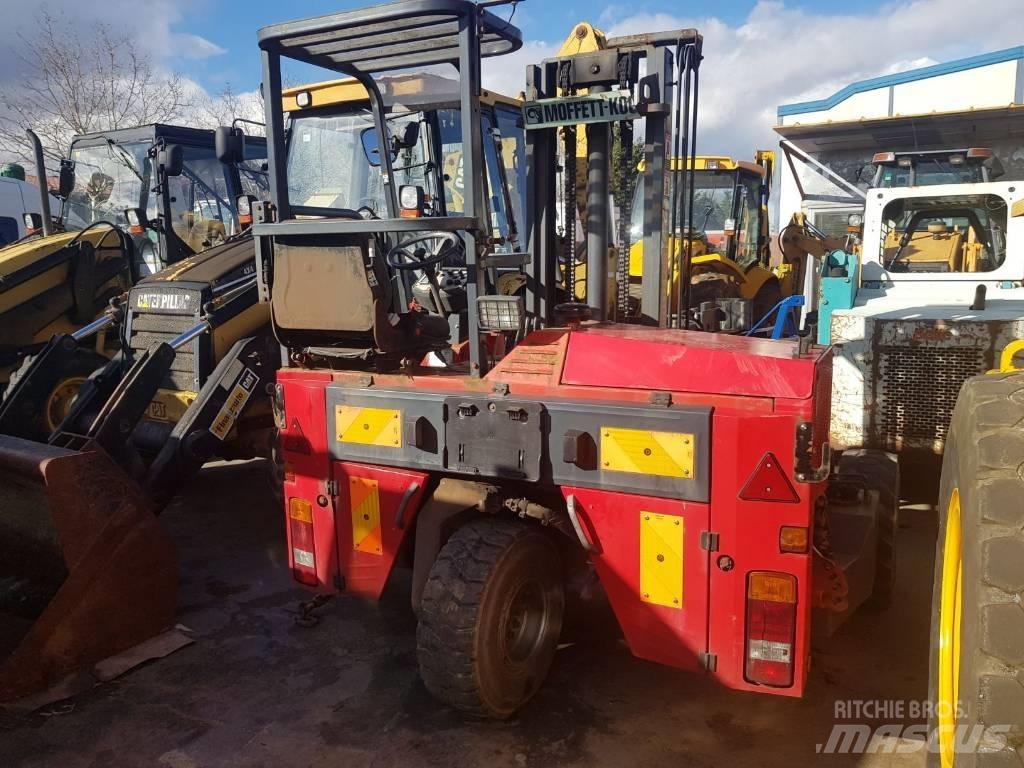 Moffett MOFFETT Transport - Inne