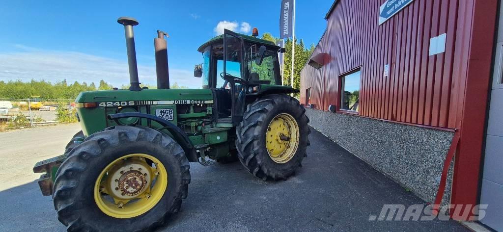 John Deere 4240 S Ciągniki rolnicze