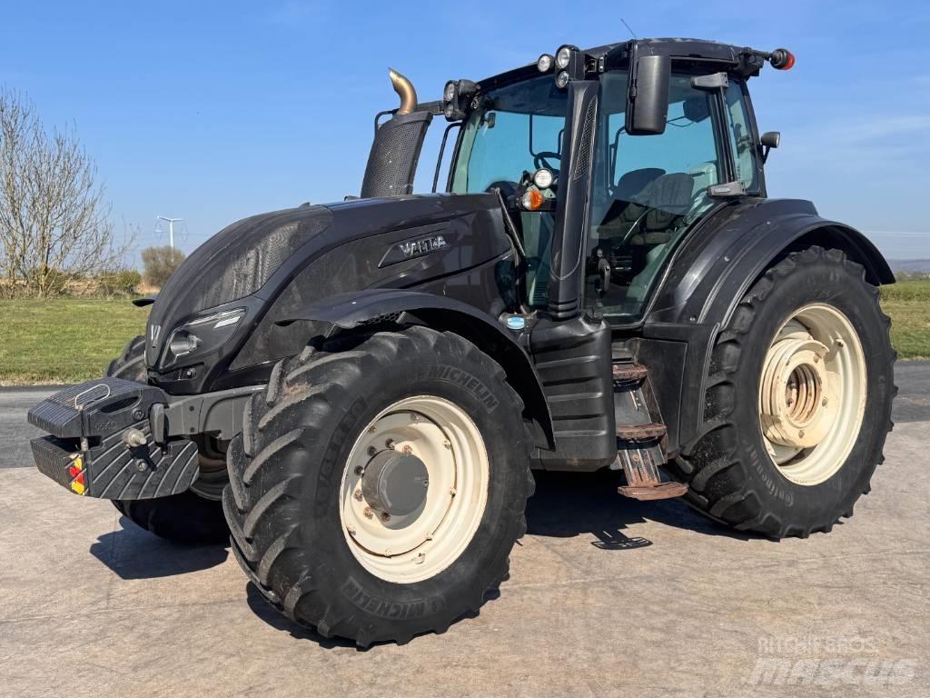 Valtra T 174 Ciągniki rolnicze
