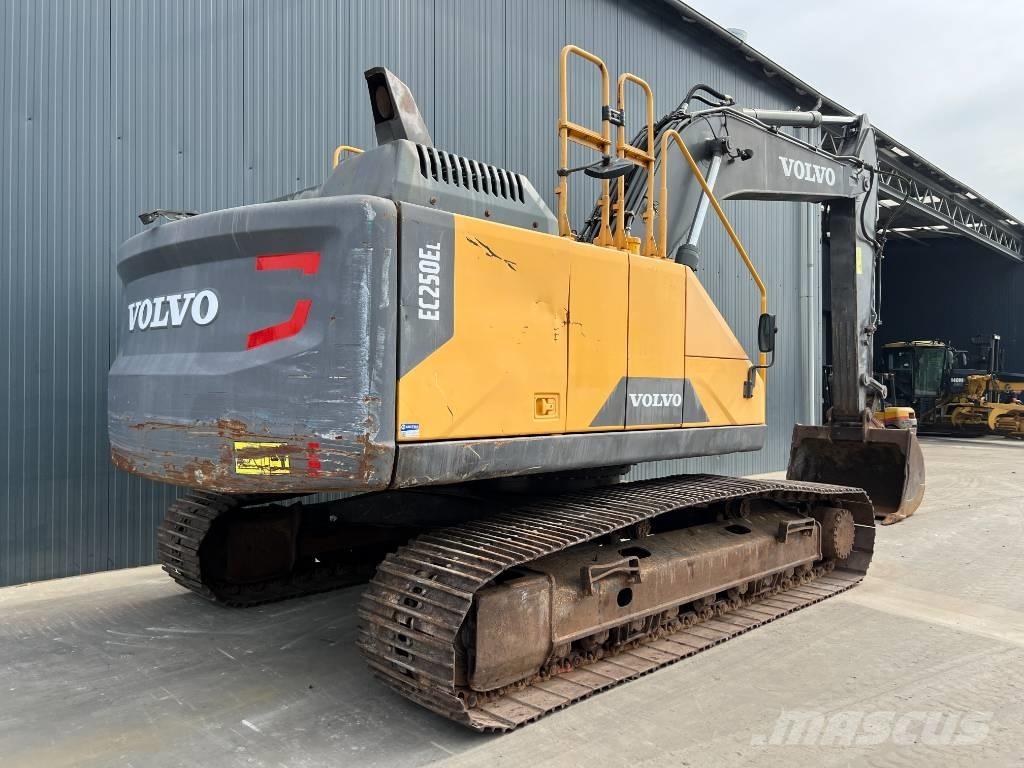Volvo EC250E L Koparki gąsienicowe