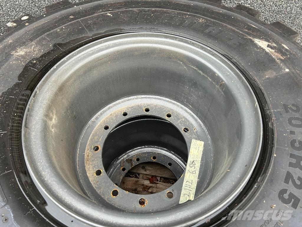  Westlake 20.5R 25 L5 Opony, koła i felgi