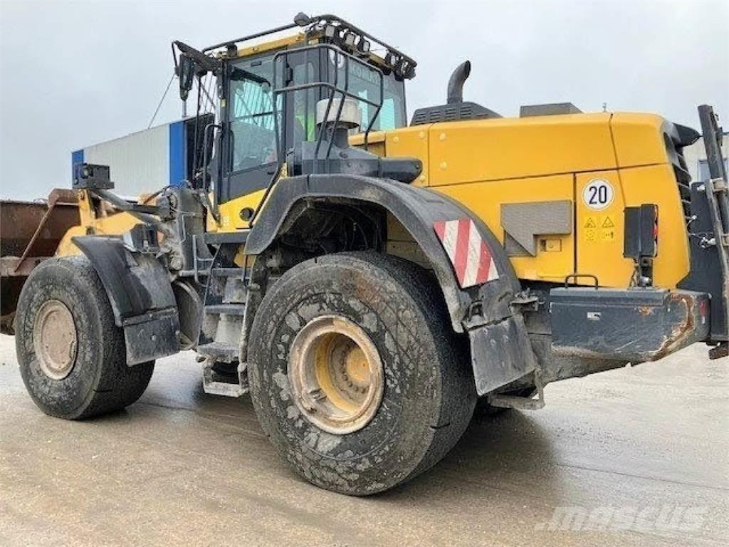 Komatsu WA 380--8E0 Ładowarki kołowe
