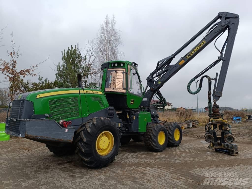 John Deere 1070G Harwestery