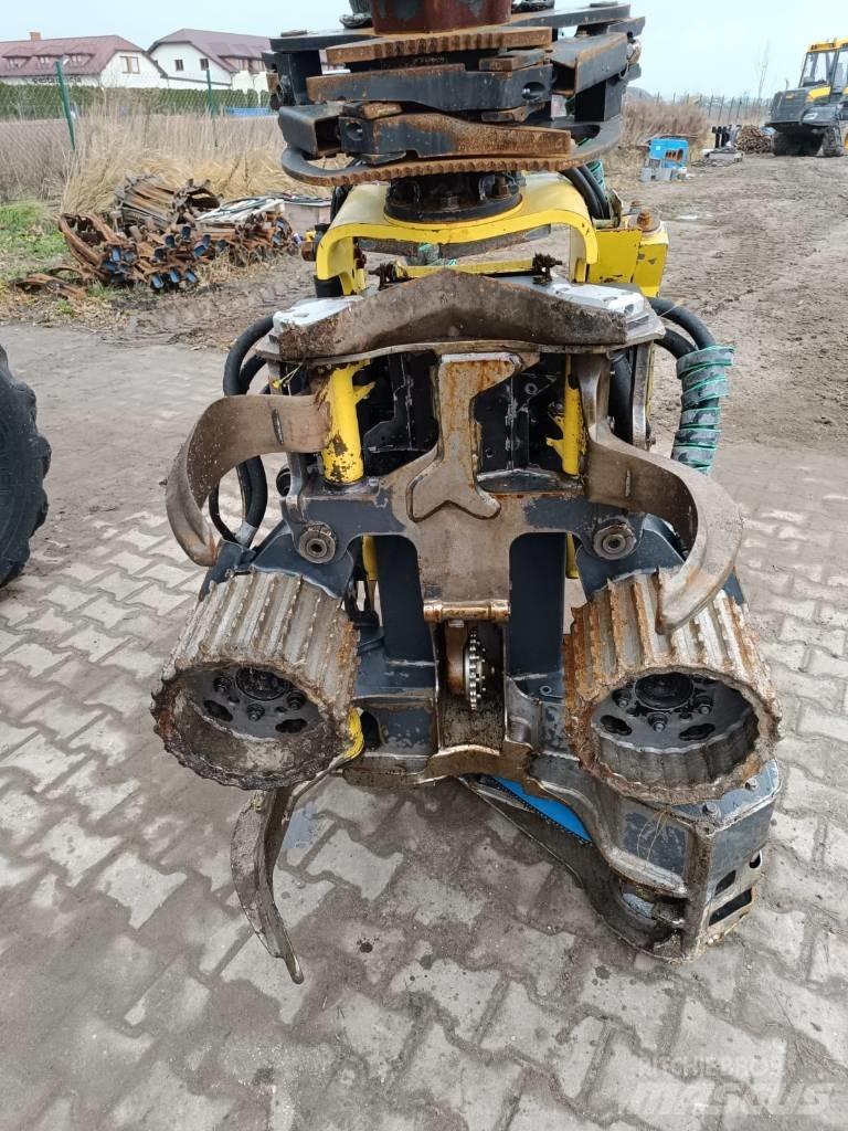 John Deere 1070G Harwestery