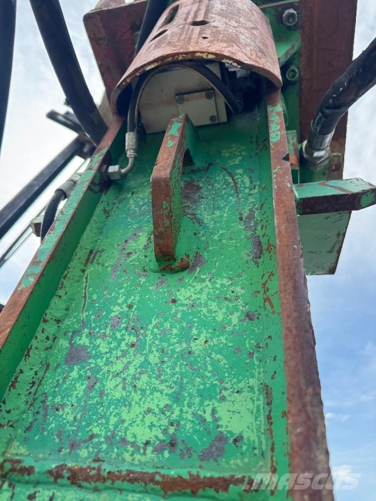 Montabert V 1200 BRH Hydrauliczne młoty do palowania